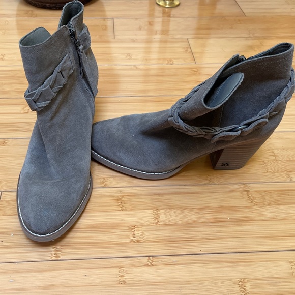 Sam Edelman Minetta Block Heel Almond Toe Ankle Boots Bootie Flint Grey Suede - Picture 4 of 11